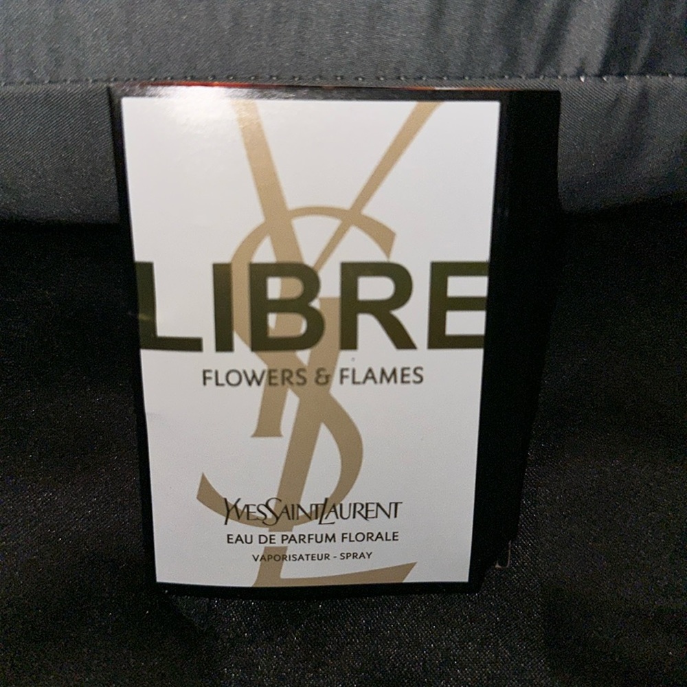🆕1.2MLEauDeParfumFlorale 0.04FLOZ. YVESSAINTLAURENT LIBRE FLOWERS&FLAMES Sample